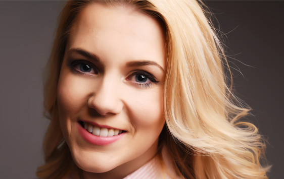 Jessica  - Treated with Invisalign® Jessica  - Treated with Invisalign®